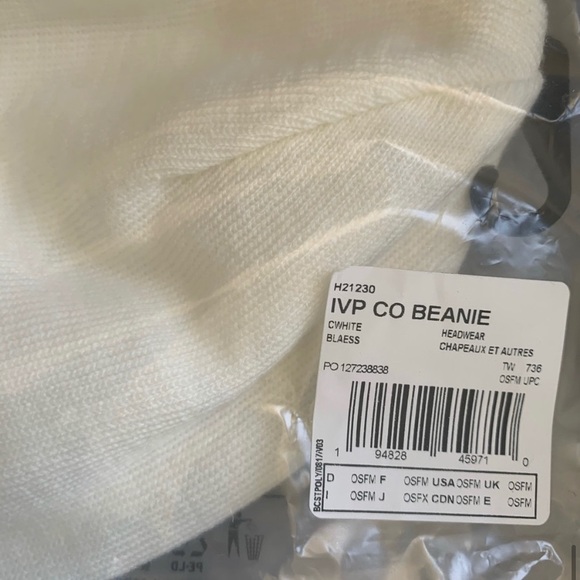 ⭕️adidas x IVY PARK White monochromatic Beanie - Picture 6 of 9